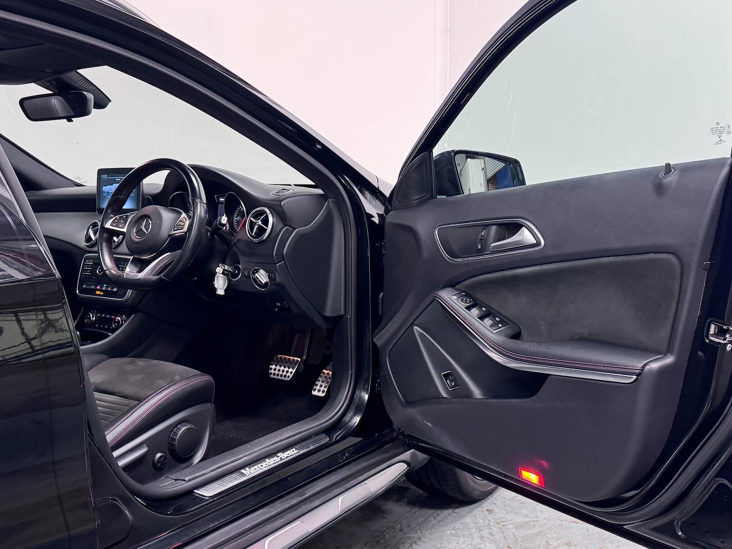 Used Mercedes-Benz GLA 2016 for sale - 76887223: Photo 14