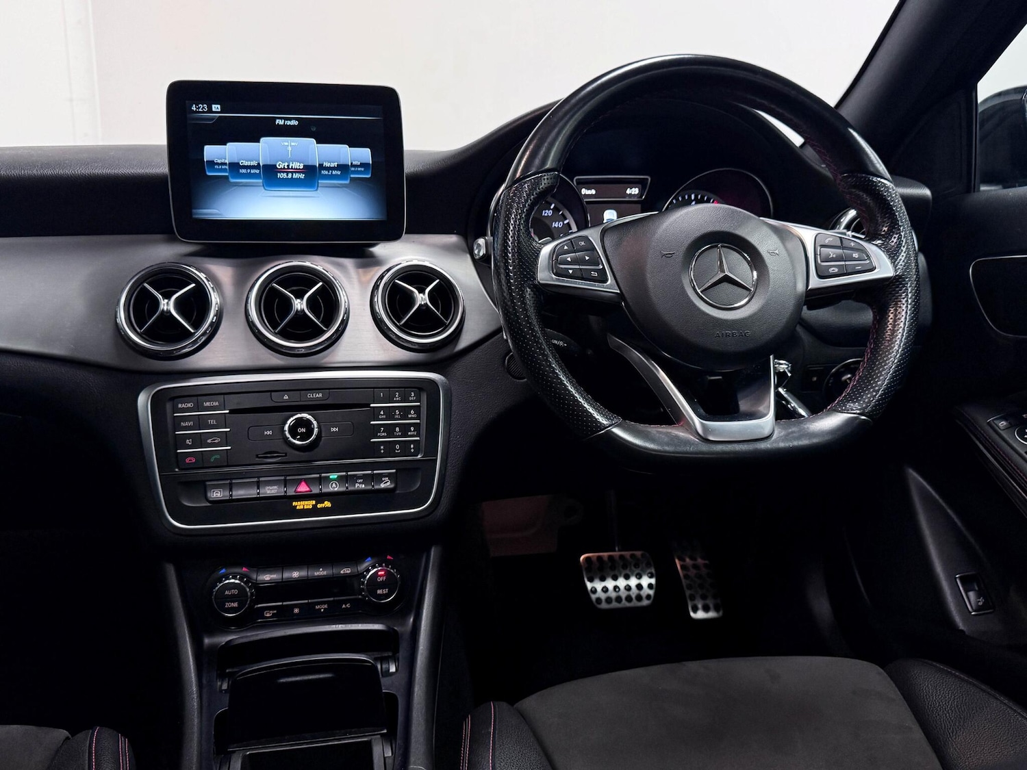 Used Mercedes-Benz GLA 2016 for sale - 76887223: Photo 34