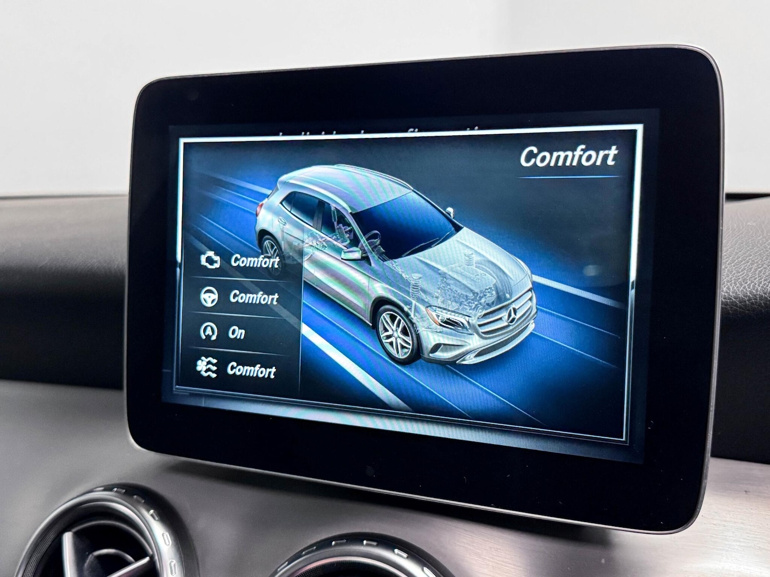 Used Mercedes-Benz GLA 2016 for sale - 76887223: Photo 48