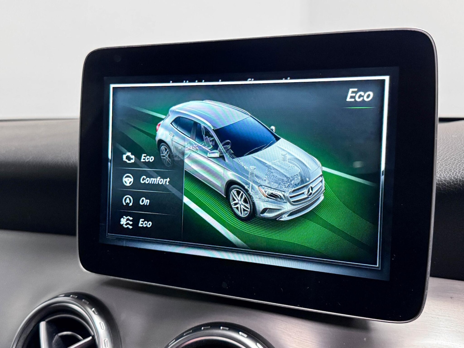 Used Mercedes-Benz GLA 2016 for sale - 76887223: Photo 52