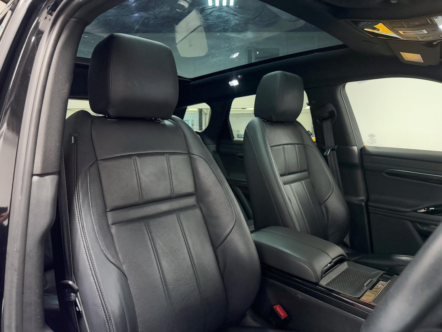 Used Land Rover Range Rover Evoque 2022 for sale - 76423190: Photo 21