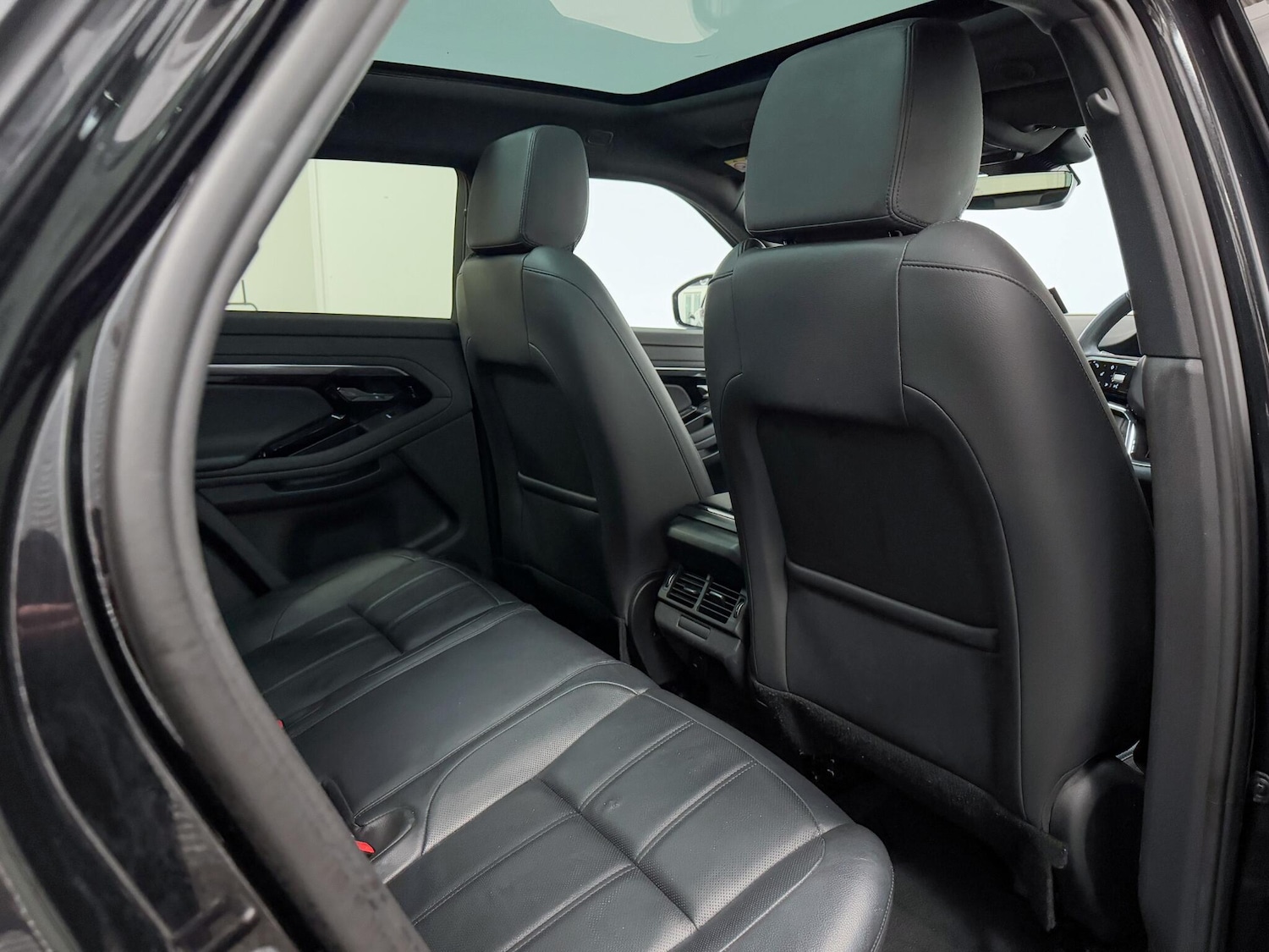 Used Land Rover Range Rover Evoque 2022 for sale - 76423190: Photo 23