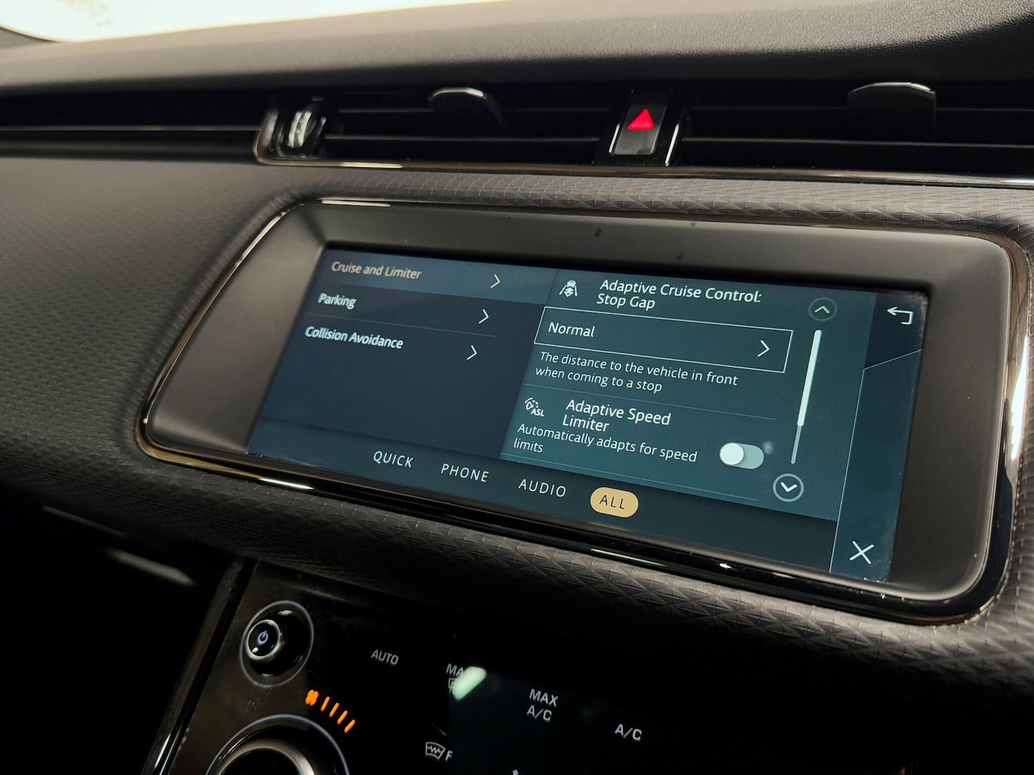 Used Land Rover Range Rover Evoque 2022 for sale - 76423190: Photo 42