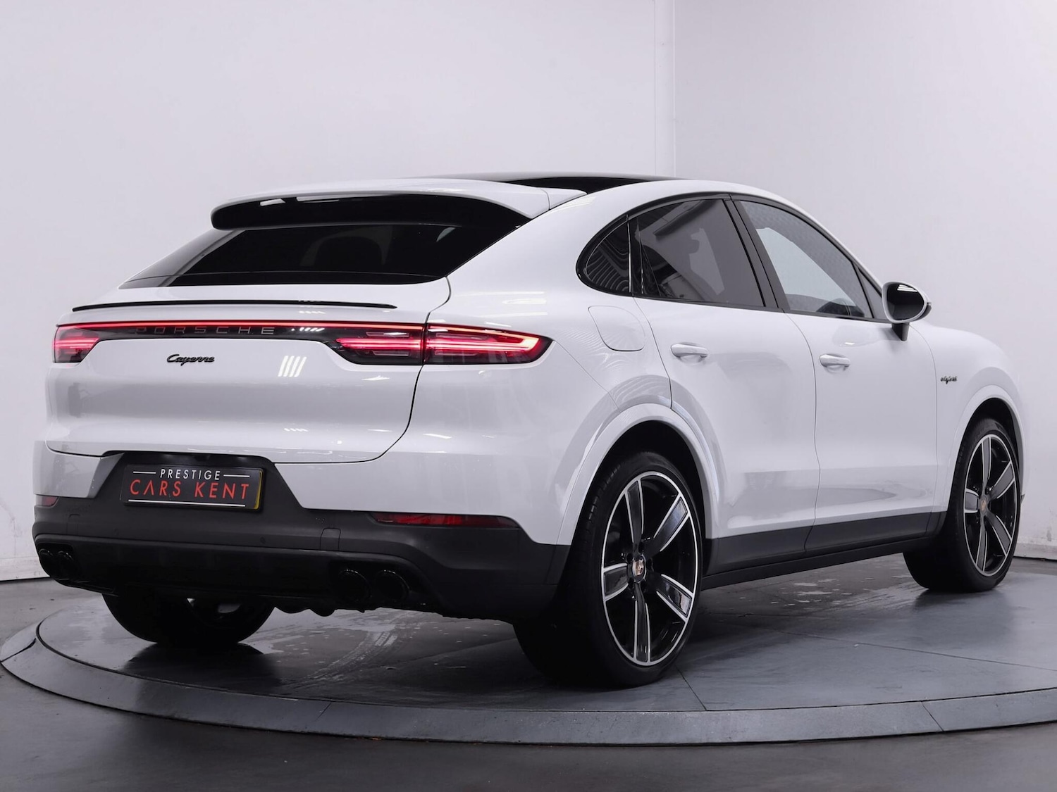 Used Porsche Cayenne 2023 for sale - 77351840: Photo 11