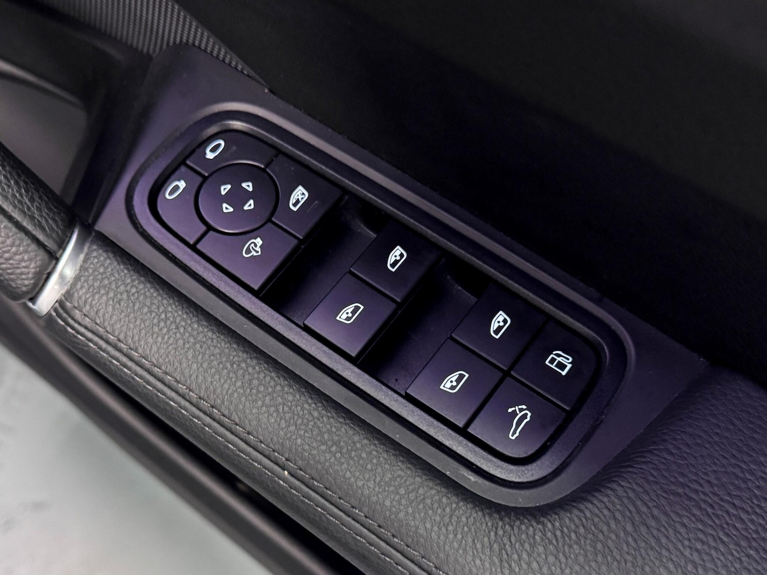 Used Porsche Cayenne 2023 for sale - 77351840: Photo 21