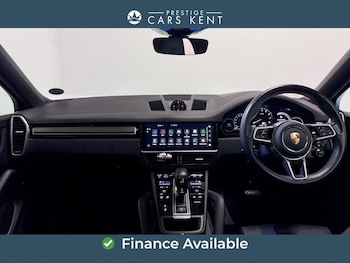 Used Porsche Cayenne 2023 for sale - 77351840: Photo