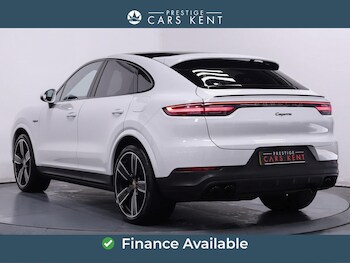 Used Porsche Cayenne 2023 for sale - 77351840: Photo