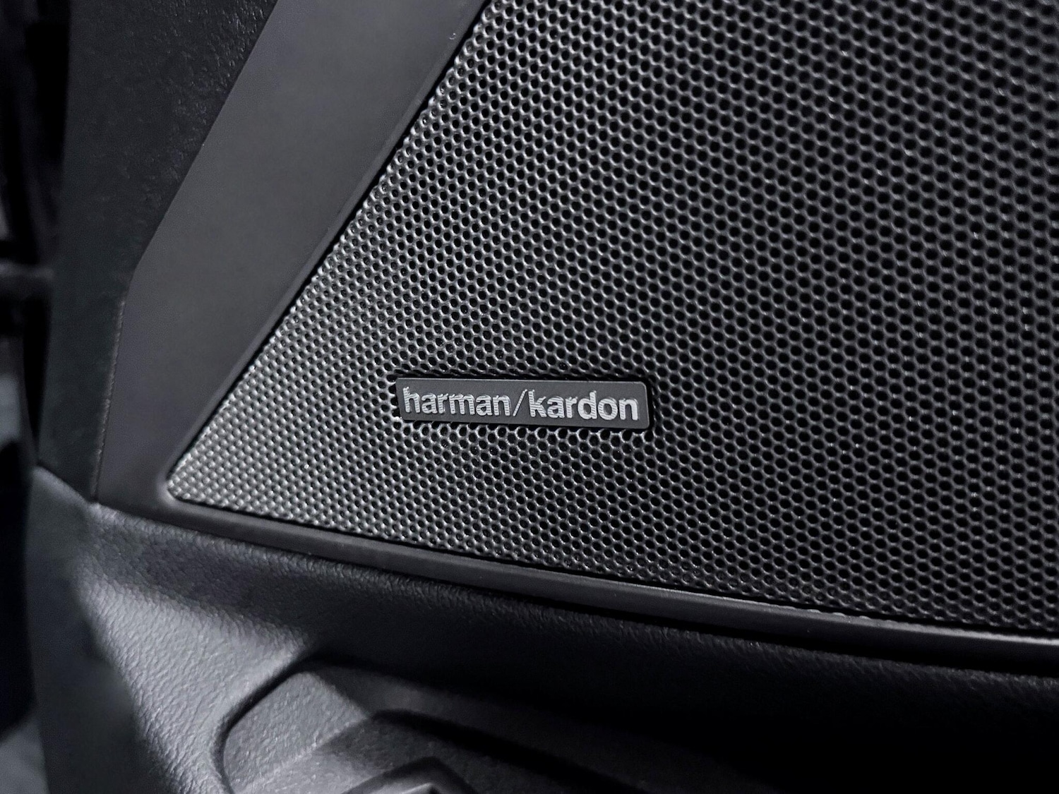 Used BMW 3 Series 2020 for sale - 76823654: Photo 18