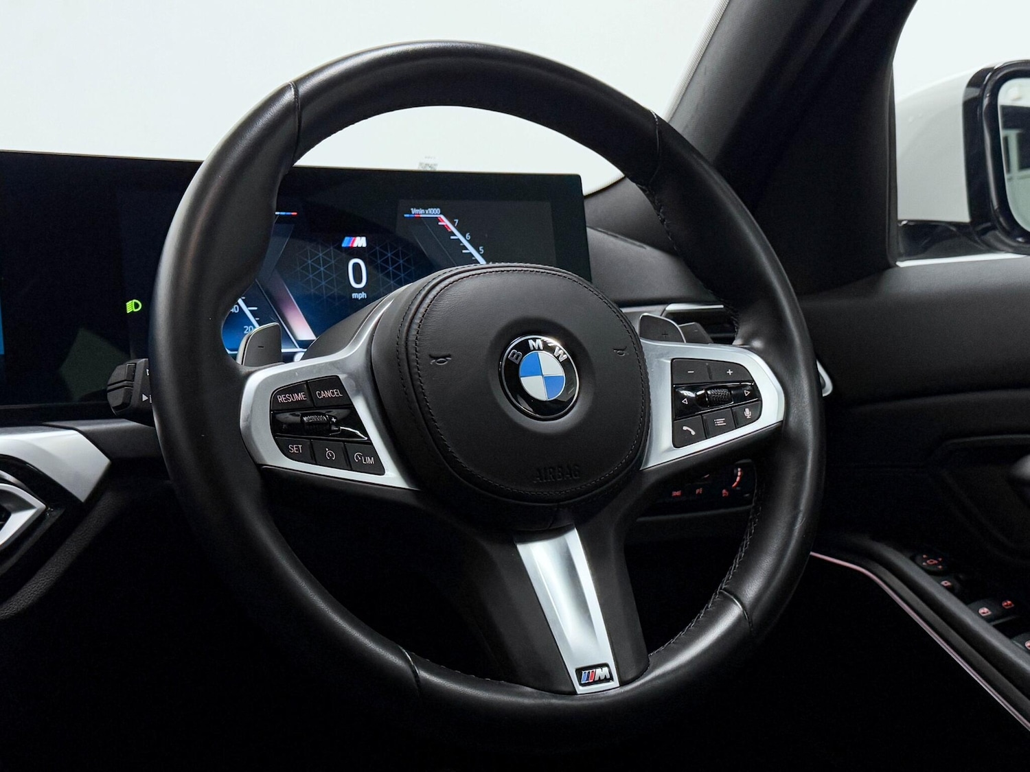 Used BMW 3 Series 2023 for sale - 76336360: Photo 30