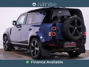 Used Land Rover Defender 110 2025 for sale - 77575002: Photo