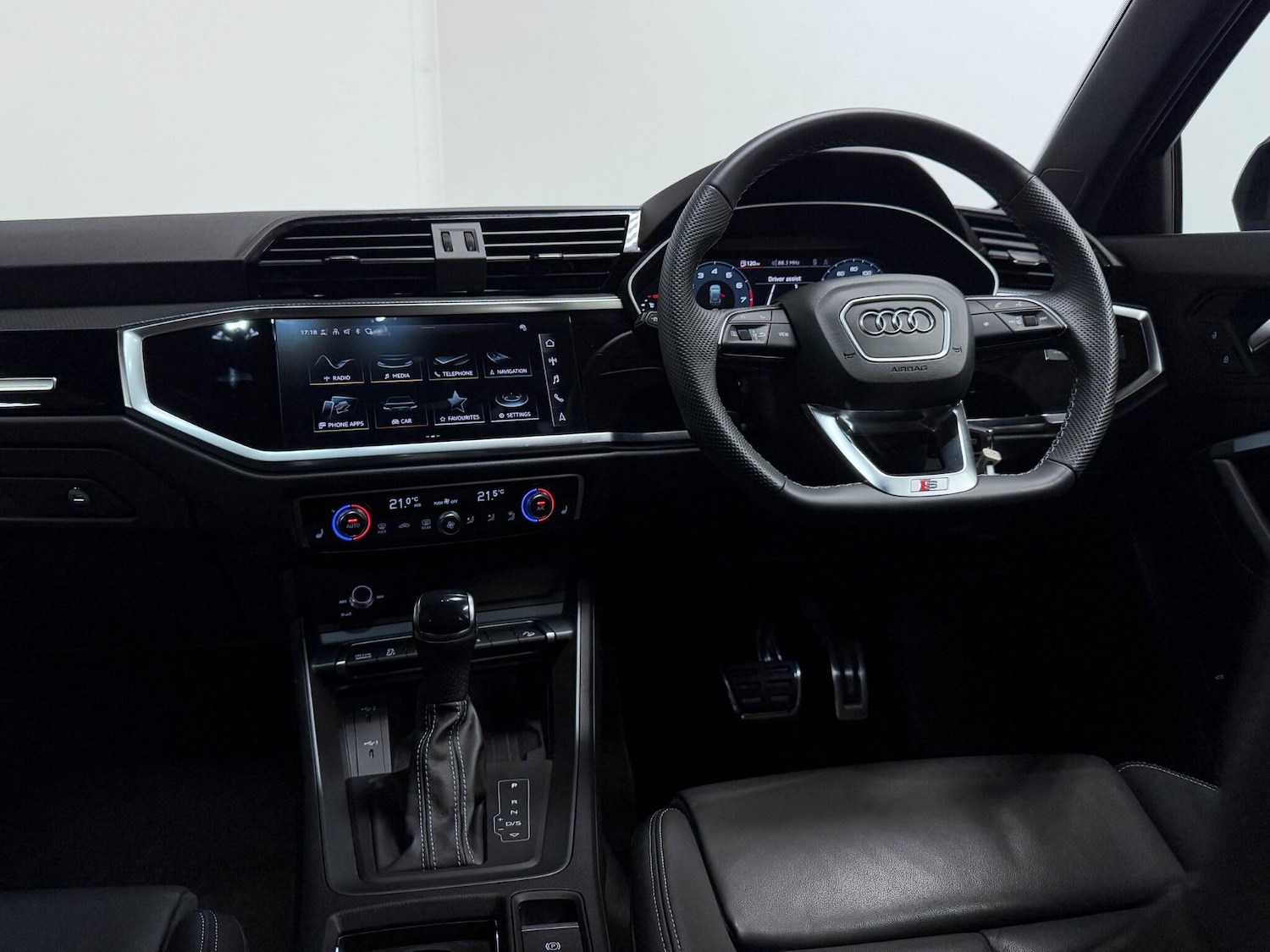 Used Audi Q3 2024 for sale - 76423107: Photo 33