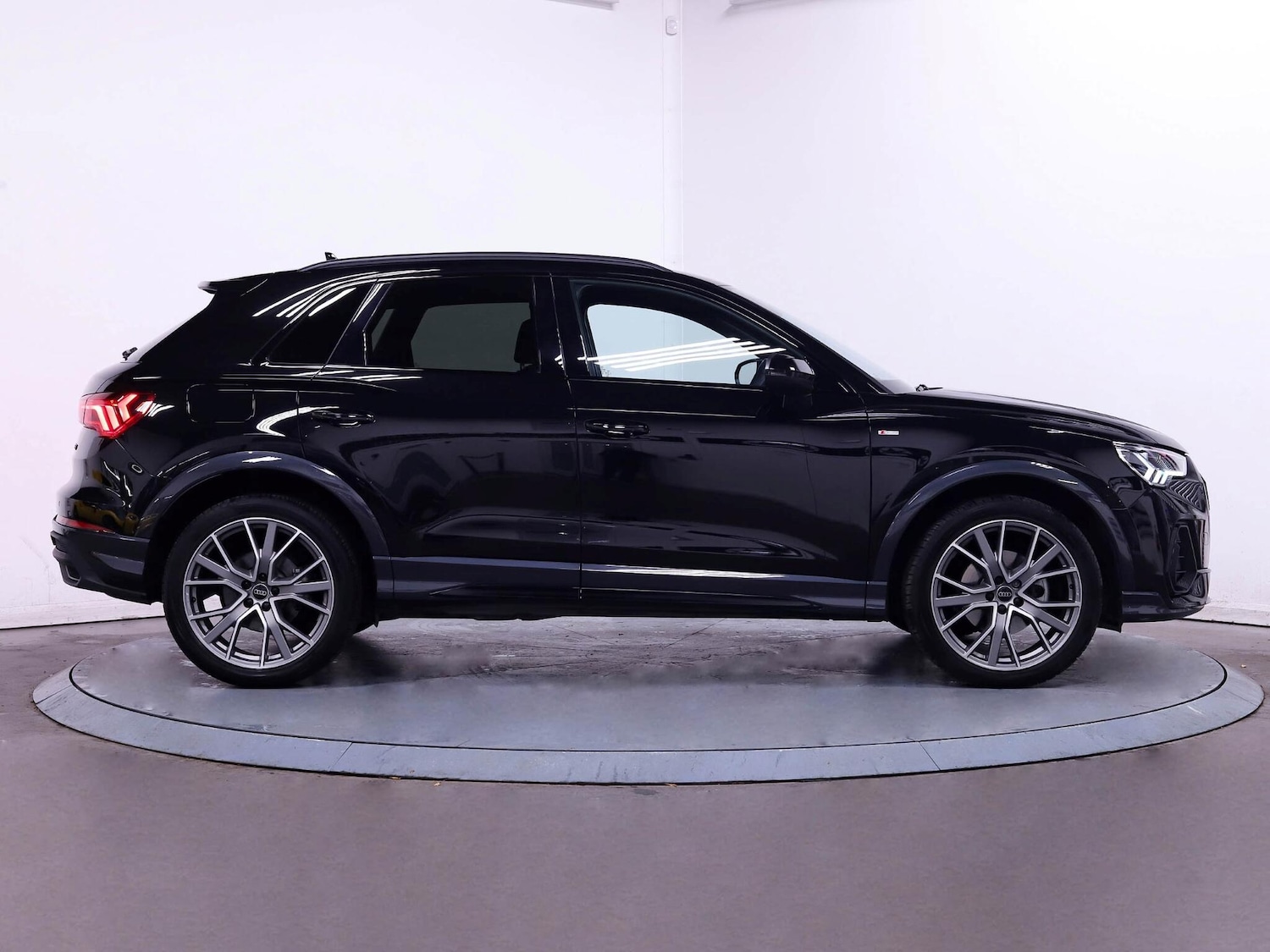 Used Audi Q3 2024 for sale - 76423107: Photo 8