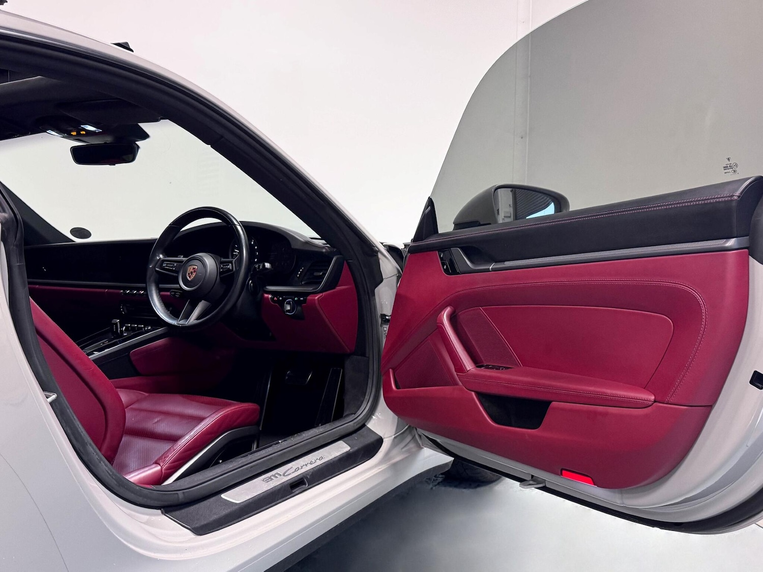 Used Porsche 911 2019 for sale - 76645302: Photo 14