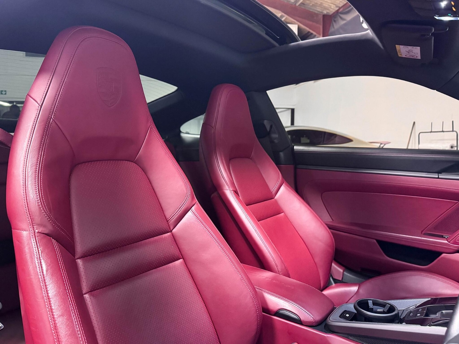 Used Porsche 911 2019 for sale - 76645302: Photo 22