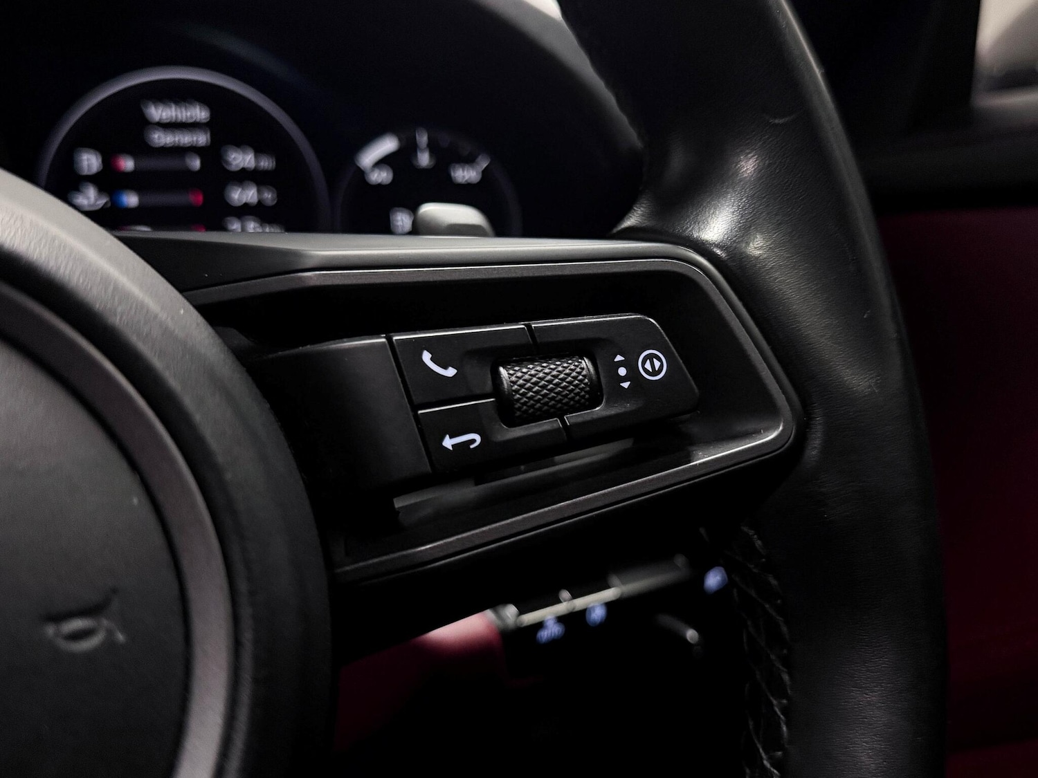 Used Porsche 911 2019 for sale - 76645302: Photo 39