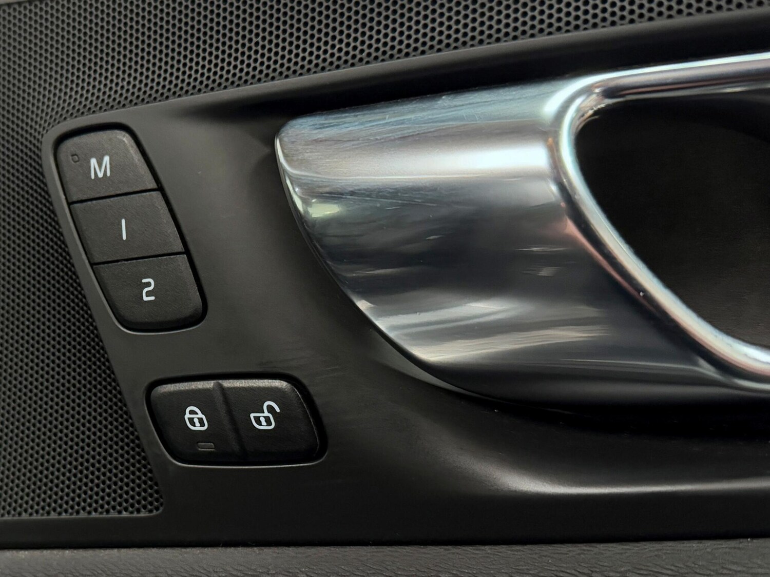 Used Volvo XC60 2020 for sale - 76371118: Photo 18