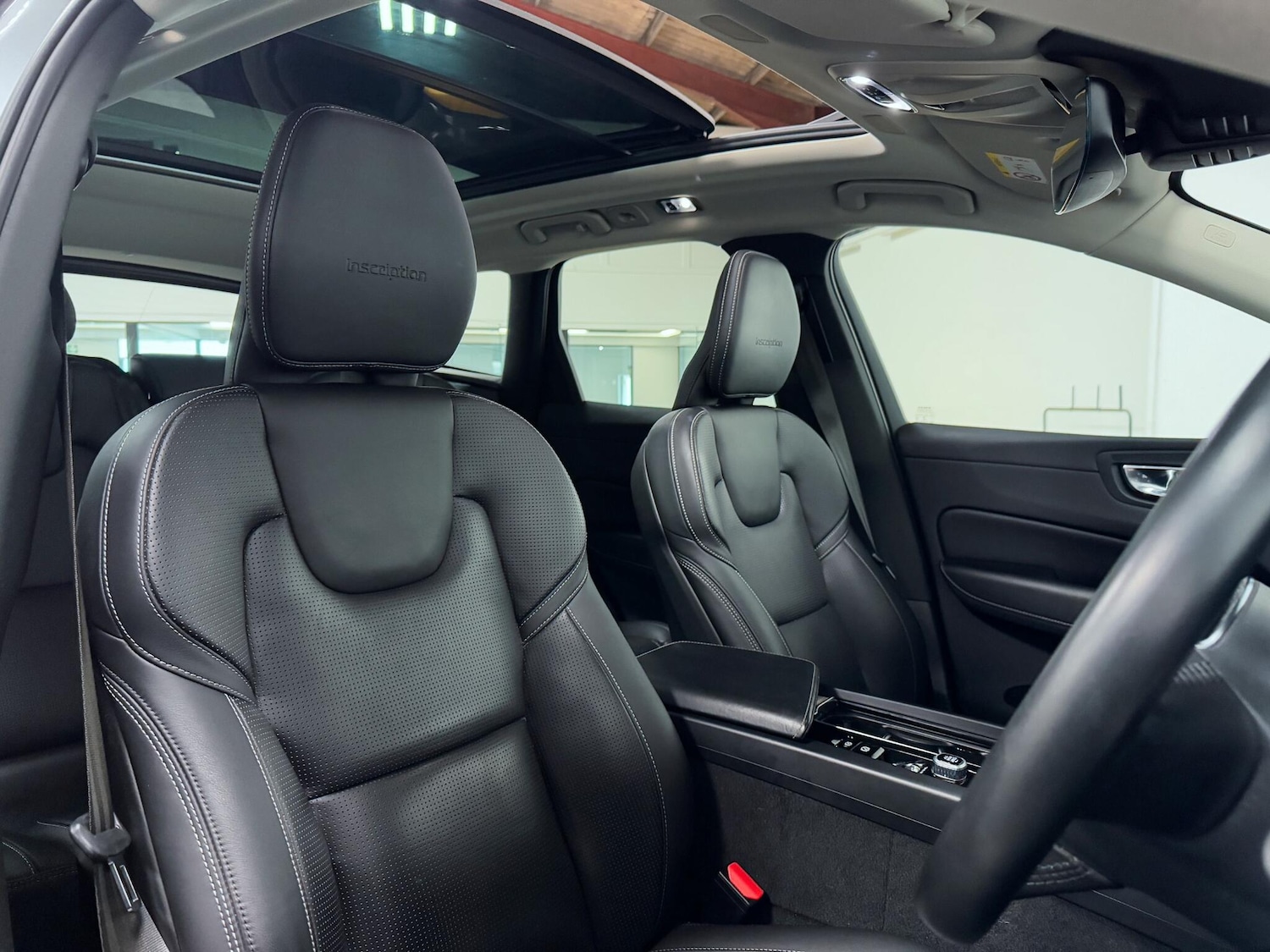 Used Volvo XC60 2020 for sale - 76371118: Photo 24