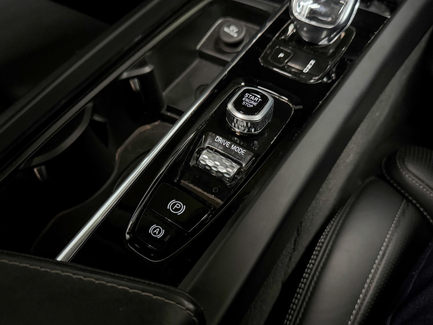 Used Volvo XC60 2020 for sale - 76371118: Photo 30