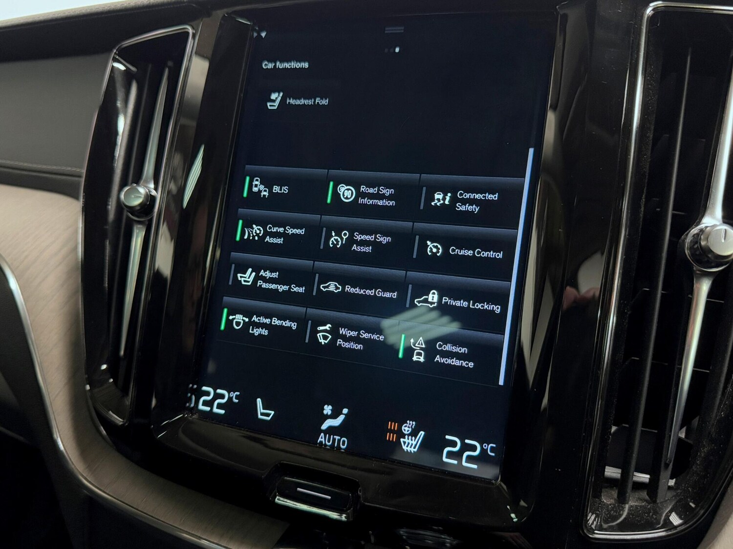 Used Volvo XC60 2020 for sale - 76371118: Photo 48