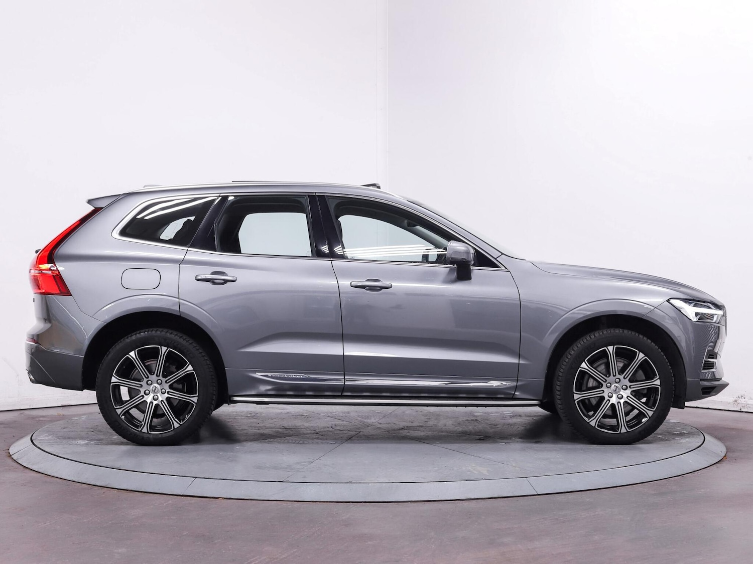 Used Volvo XC60 2020 for sale - 76371118: Photo 8
