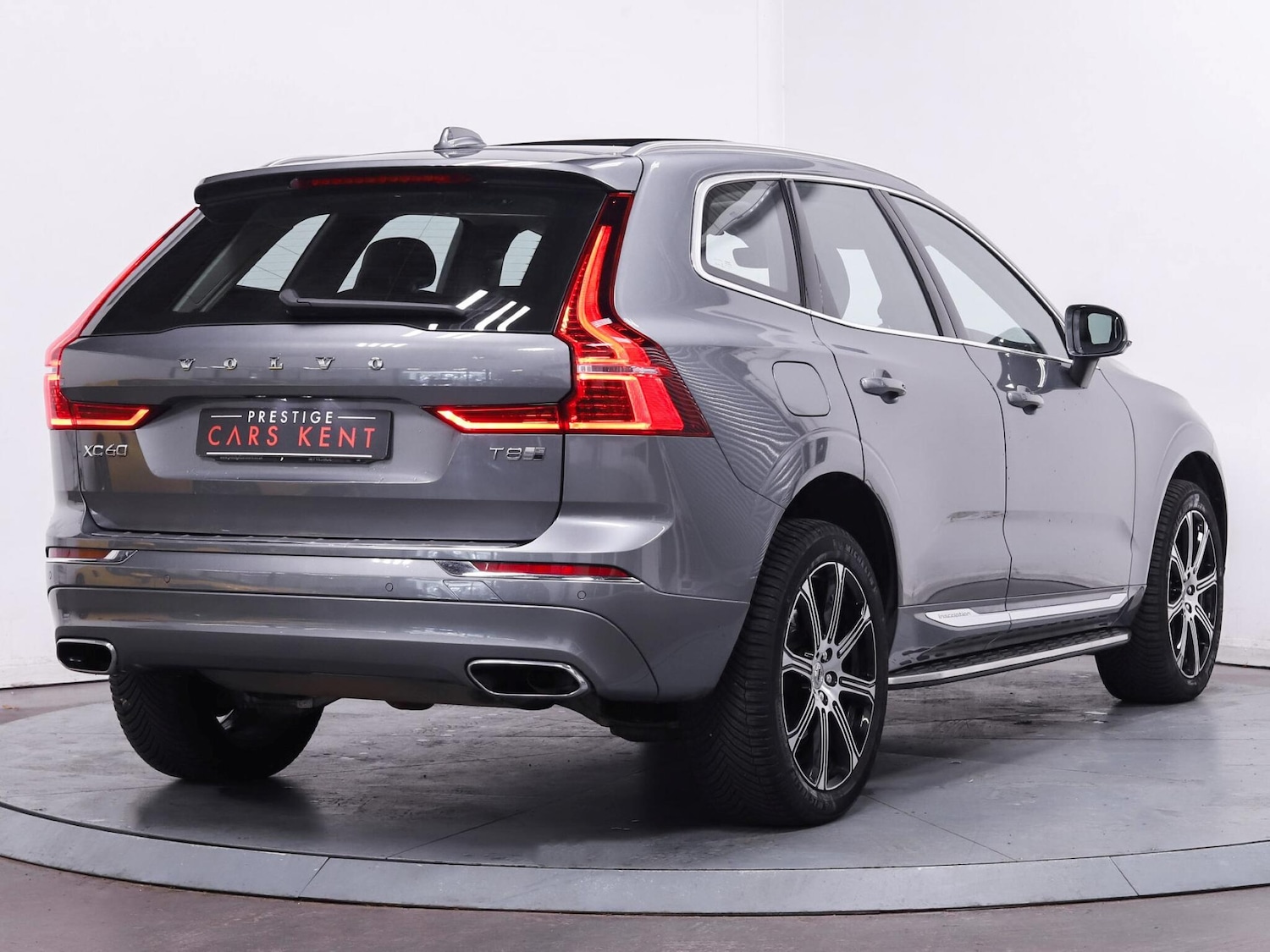 Used Volvo XC60 2020 for sale - 76371118: Photo 9