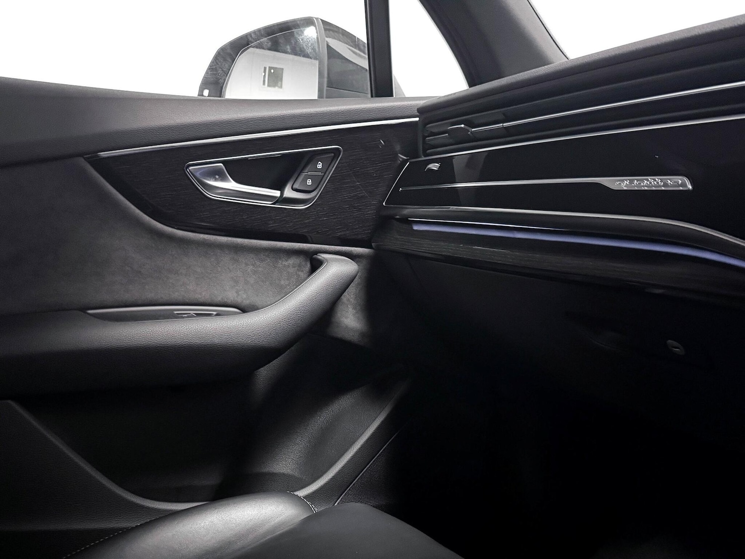 Used Audi Q7 2022 for sale - 77108990: Photo 32