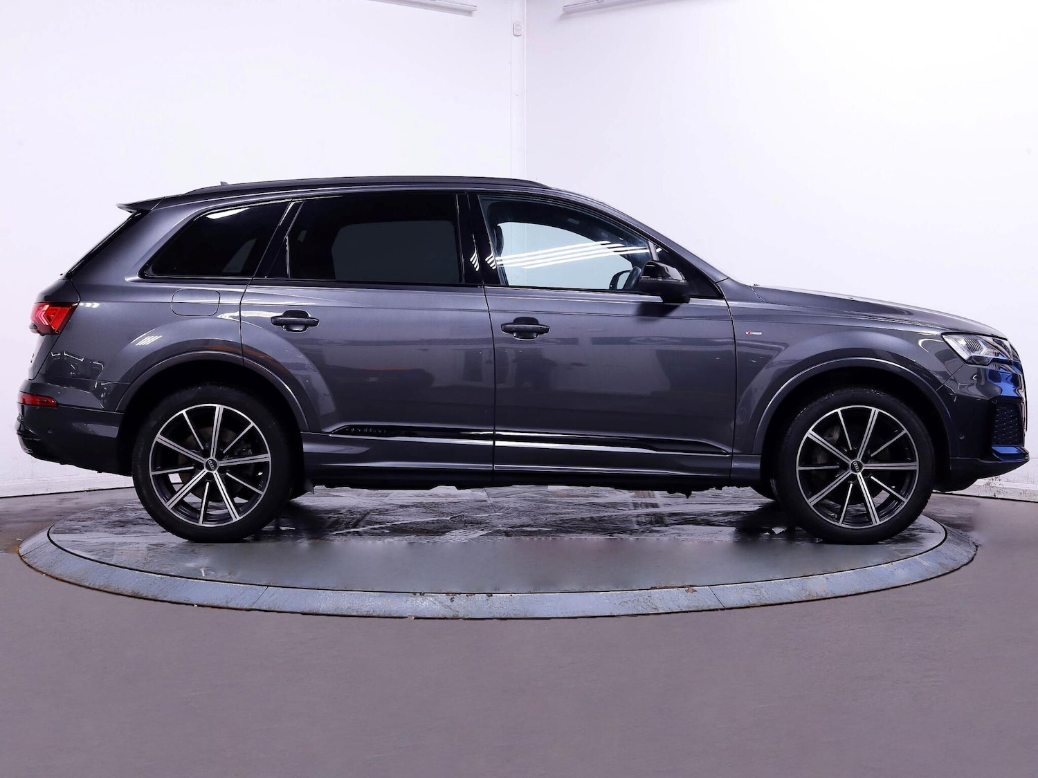 Used Audi Q7 2022 for sale - 77108990: Photo 8
