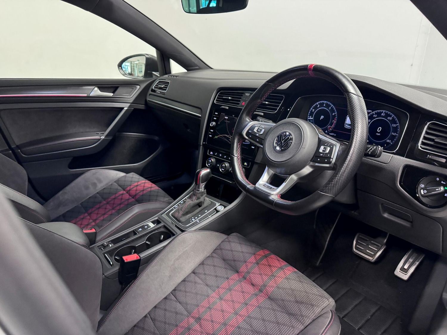 Used Volkswagen Golf 2020 for sale - 76584263: Photo 17