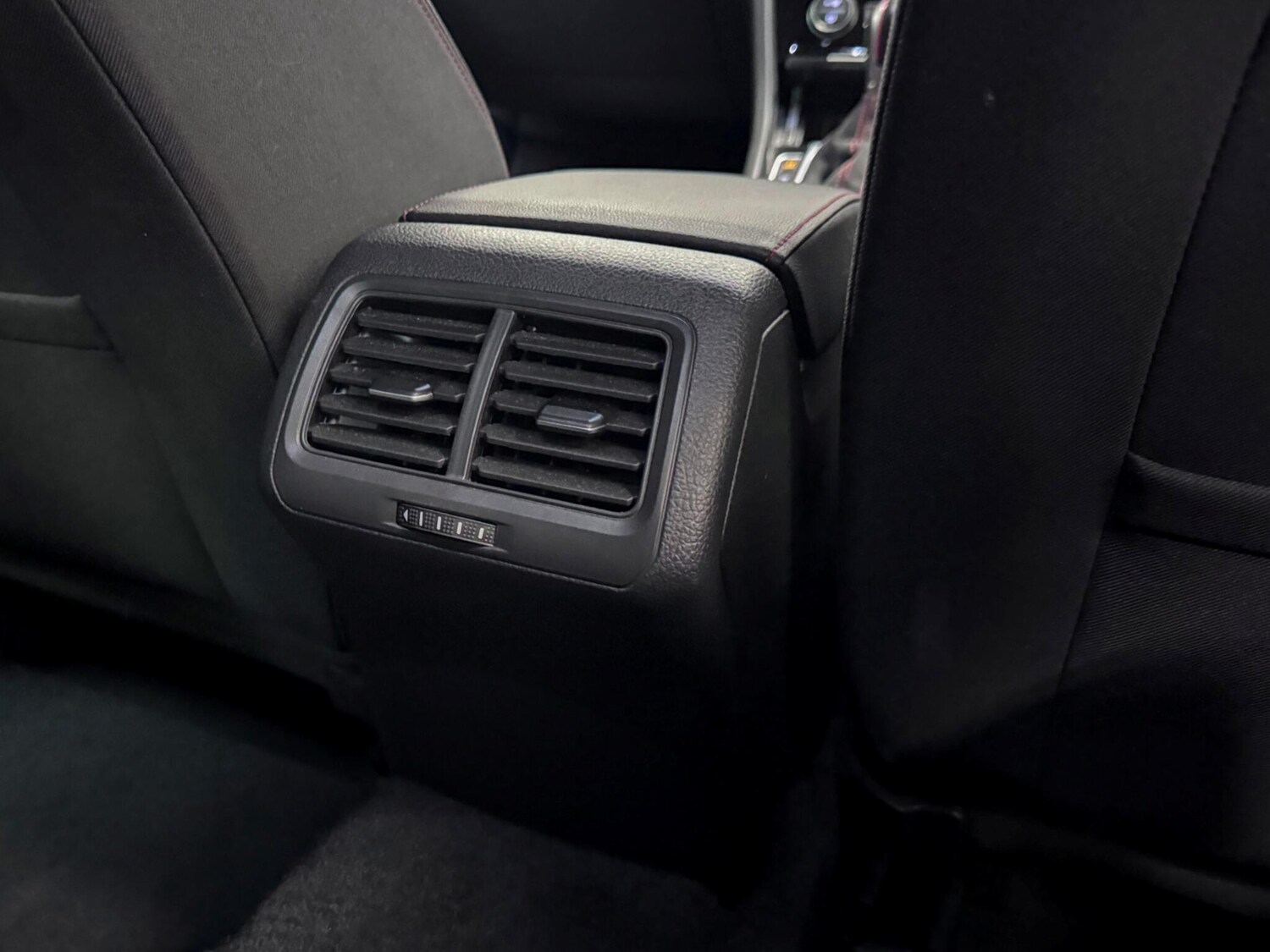 Used Volkswagen Golf 2020 for sale - 76584263: Photo 23