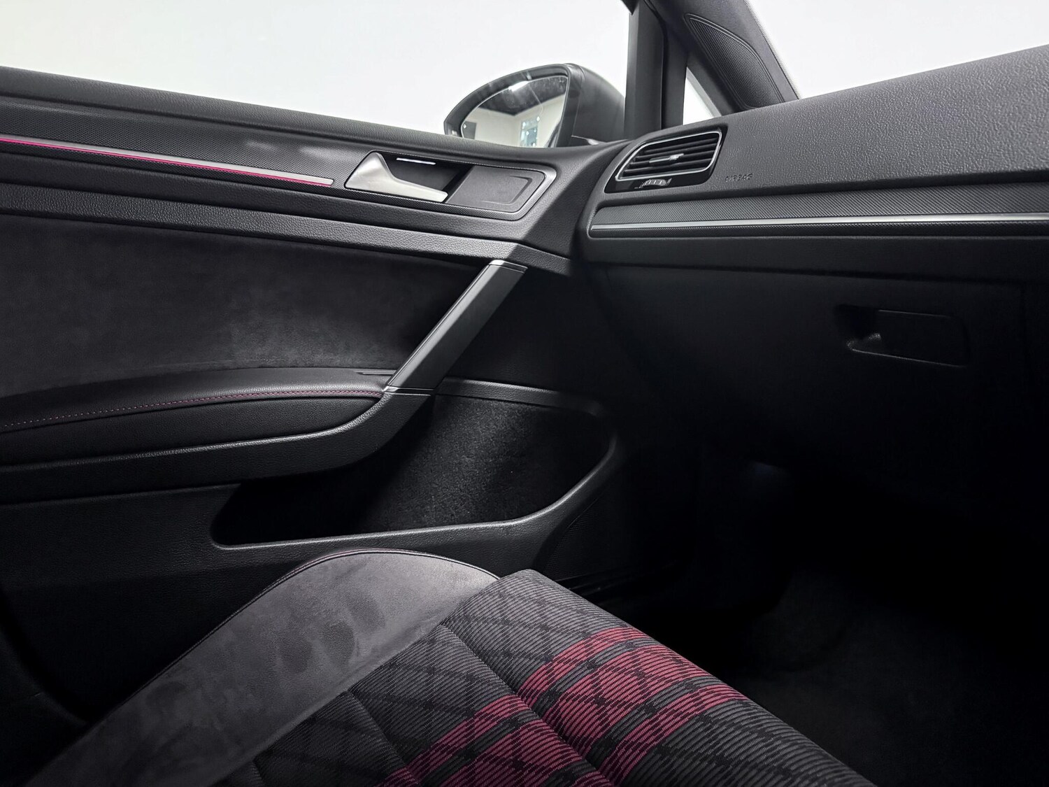 Used Volkswagen Golf 2020 for sale - 76584263: Photo 26