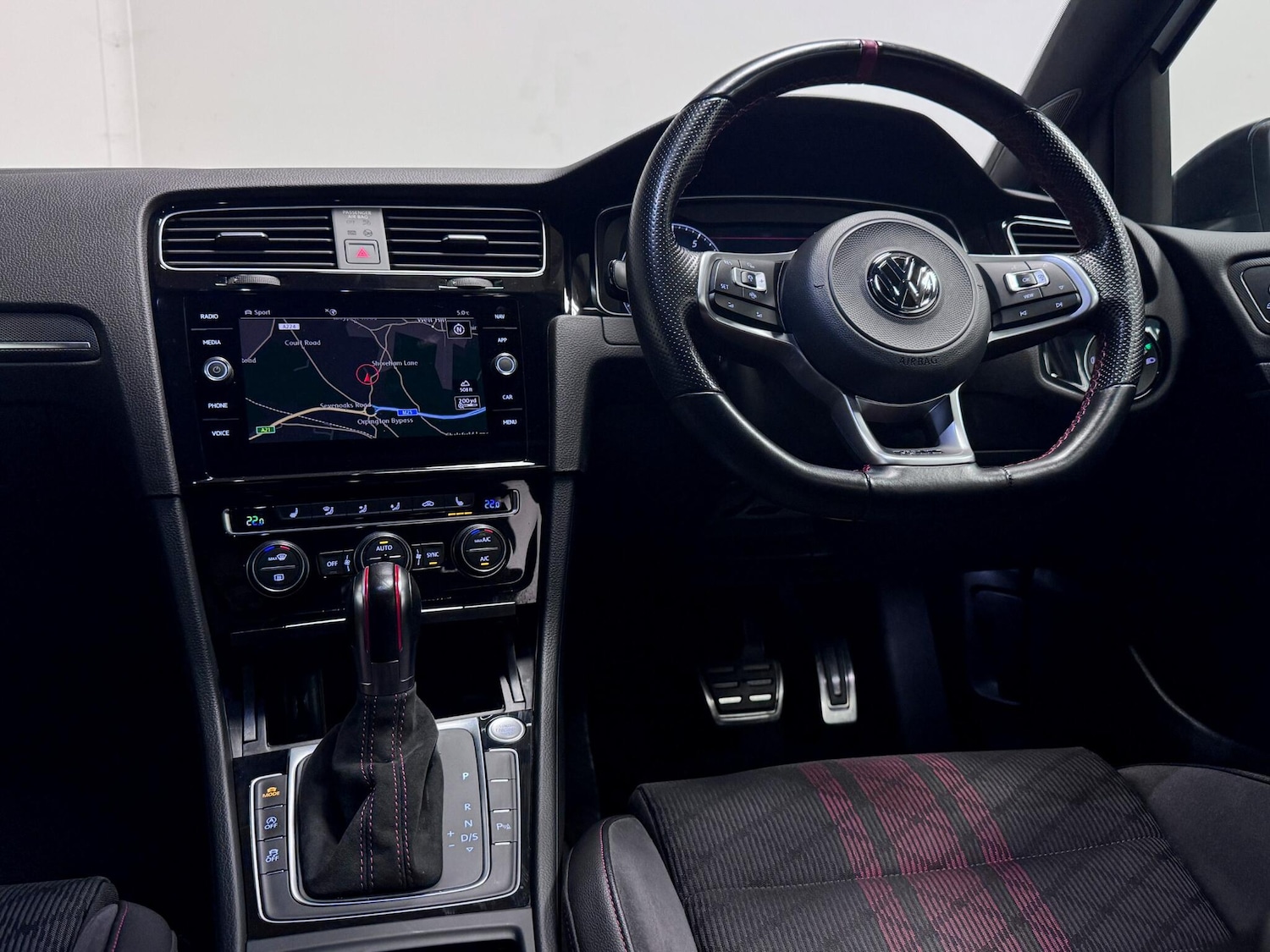 Used Volkswagen Golf 2020 for sale - 76584263: Photo 30