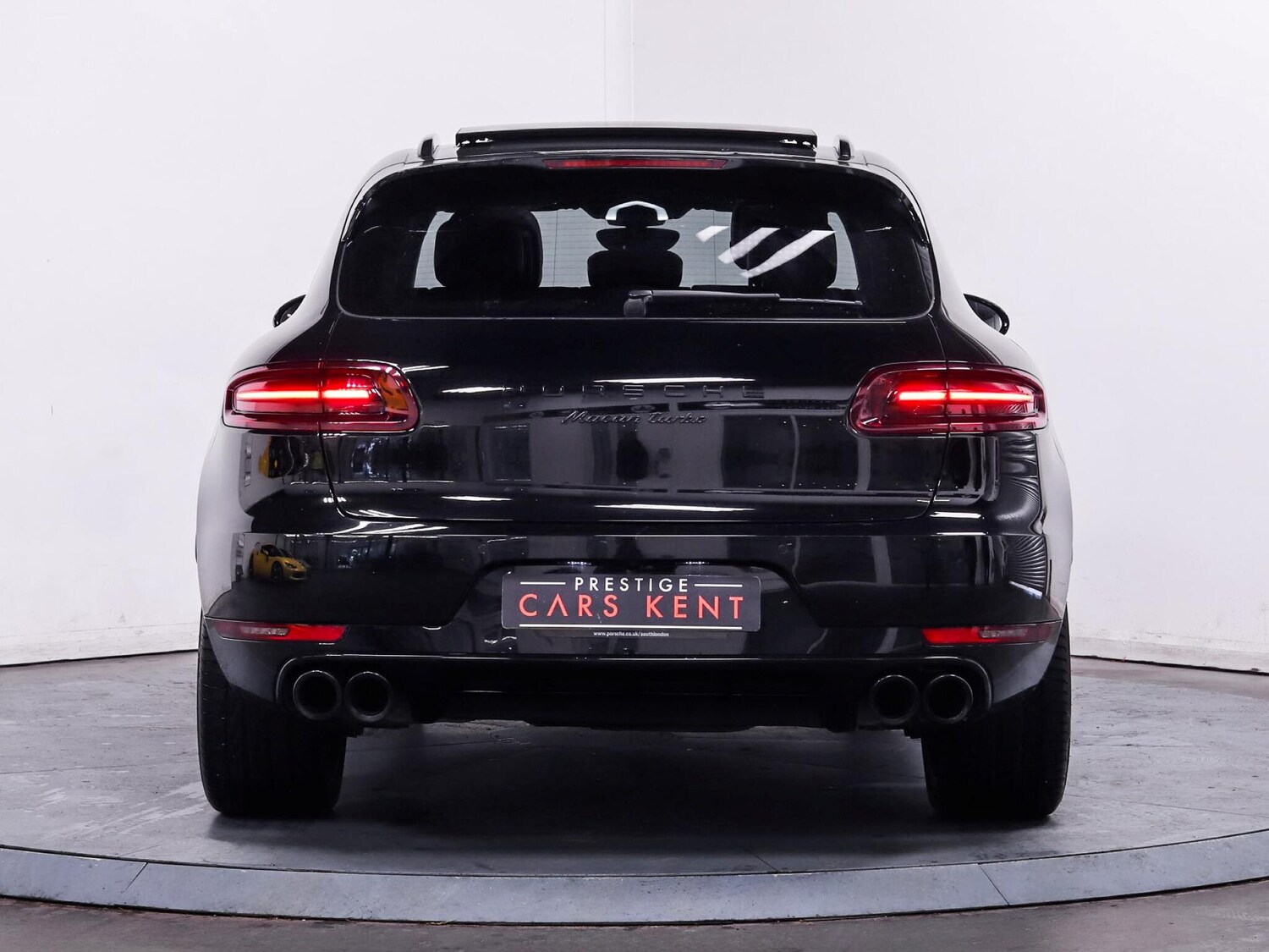 Used Porsche Macan 2018 for sale - 76283193: Photo 12