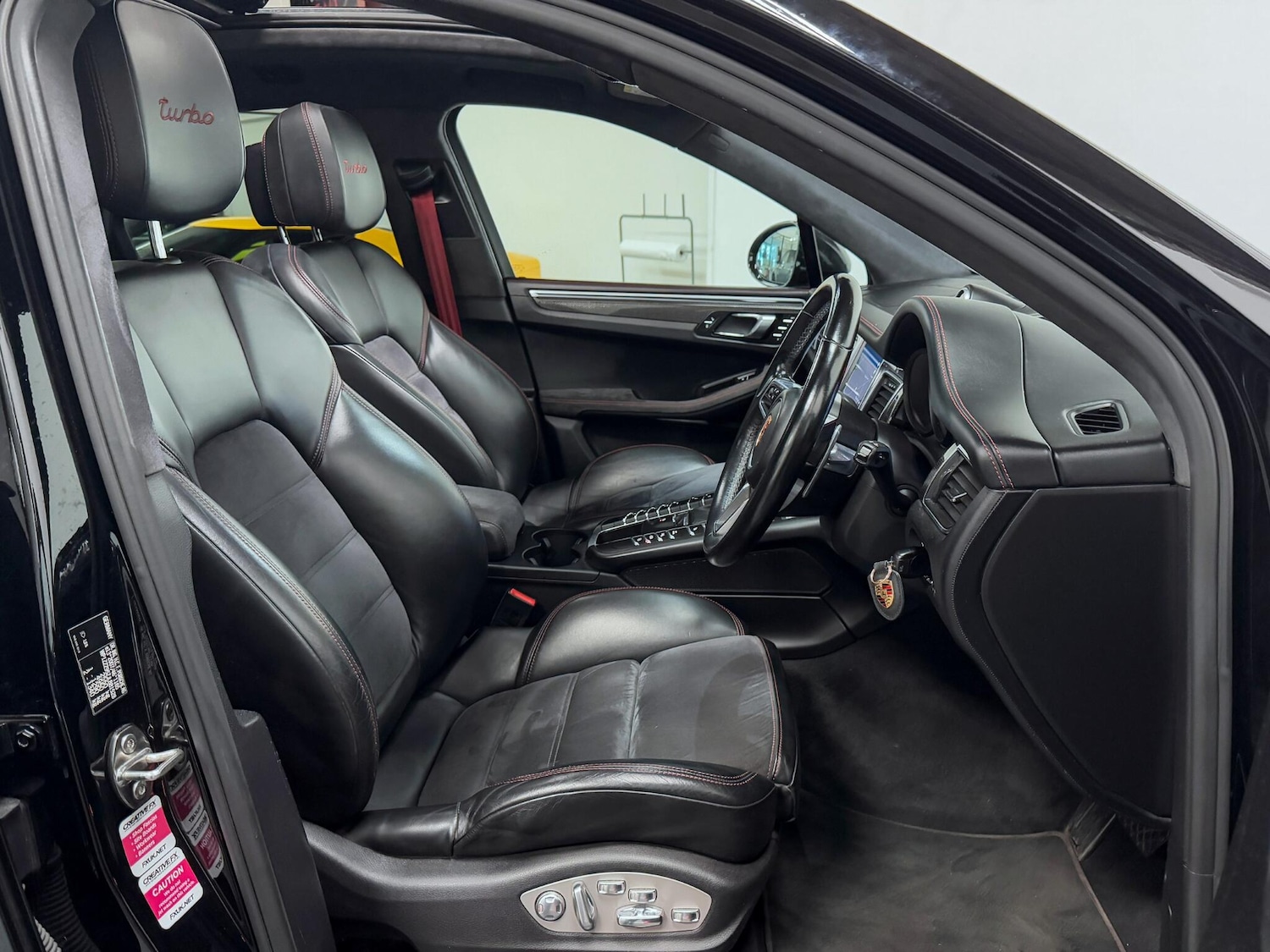 Used Porsche Macan 2018 for sale - 76283193: Photo 24