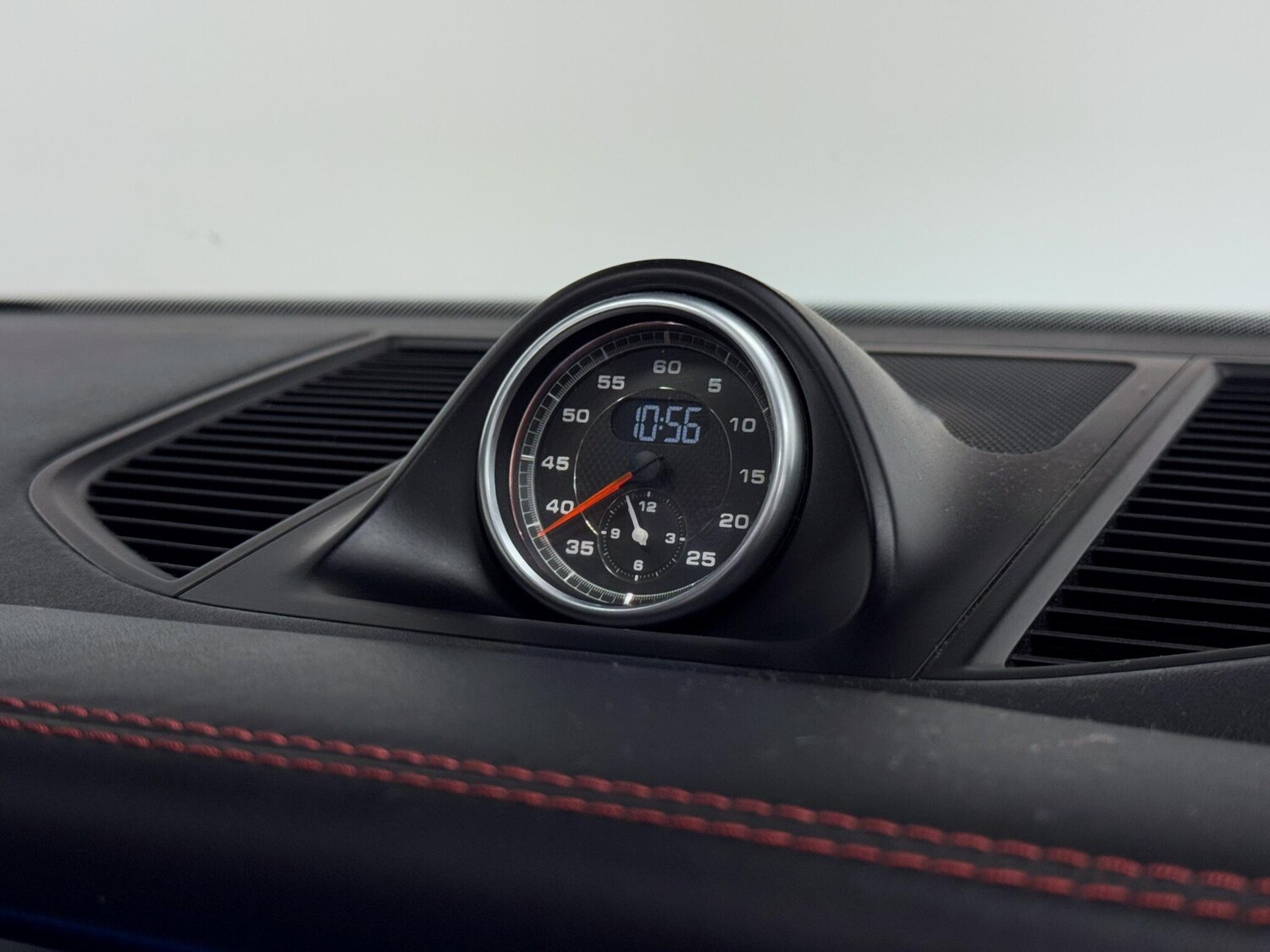 Used Porsche Macan 2018 for sale - 76283193: Photo 41