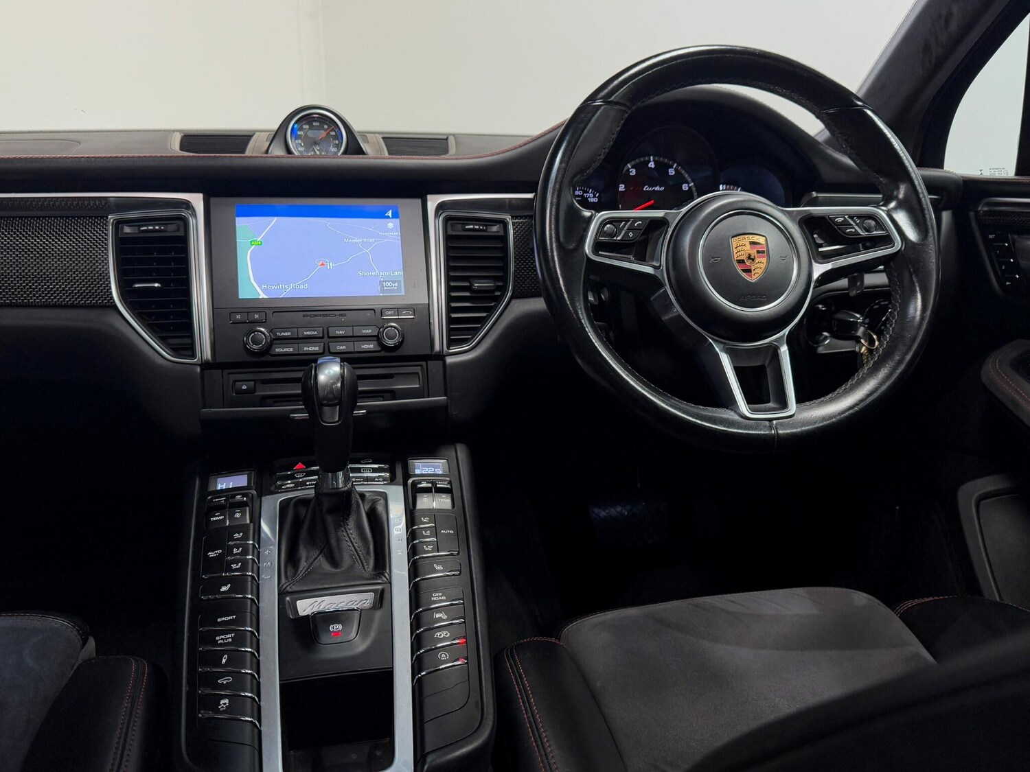 Used Porsche Macan 2018 for sale - 76283193: Photo 42