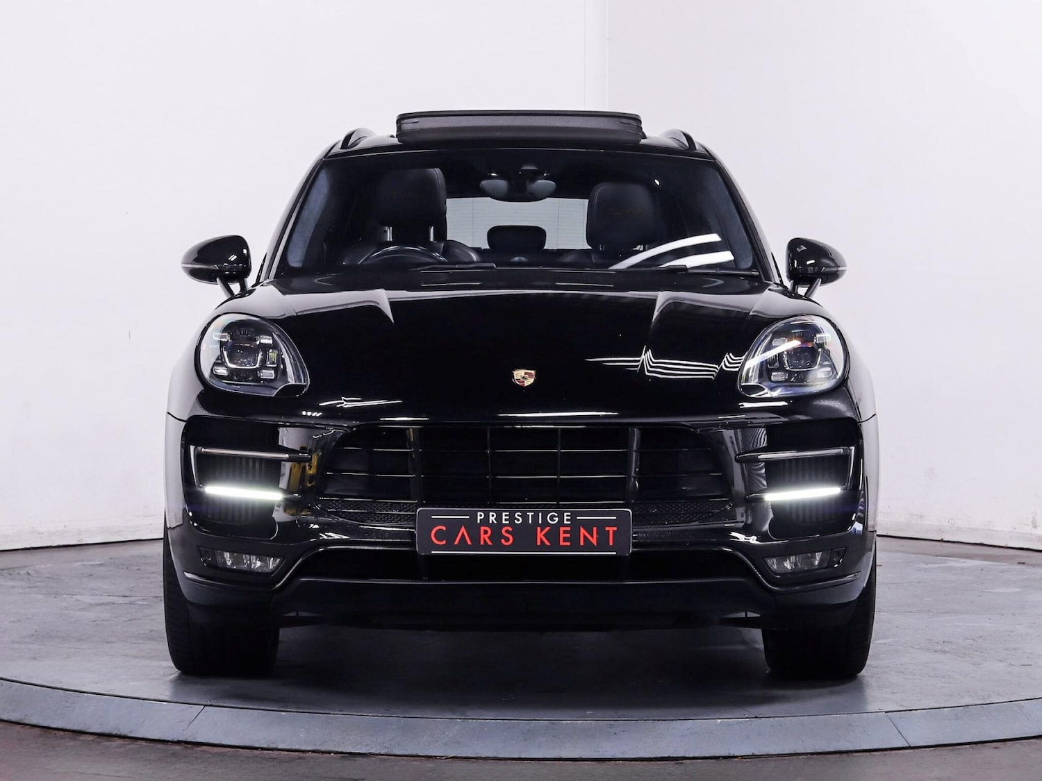 Used Porsche Macan 2018 for sale - 76283193: Photo 8