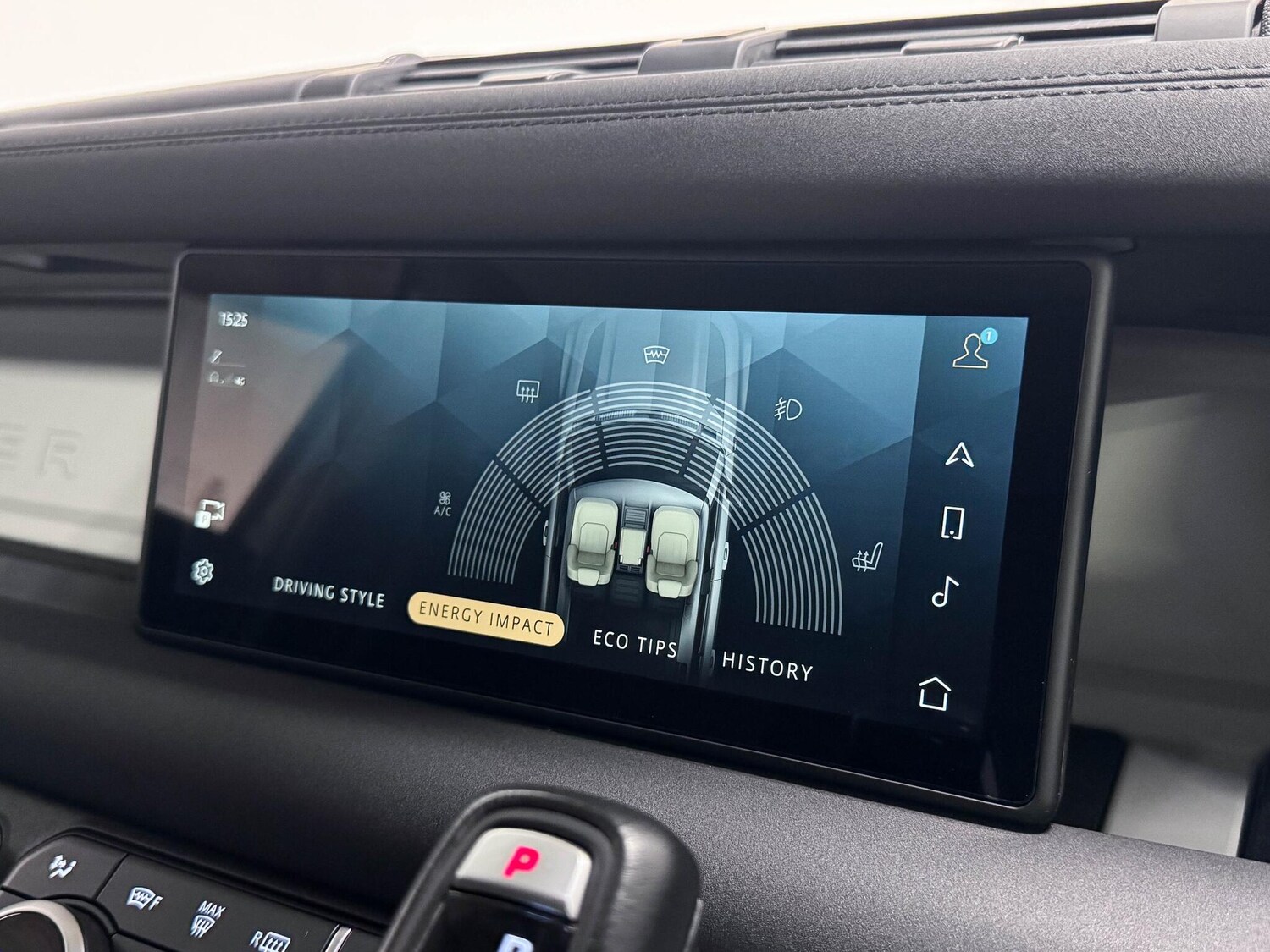 Used Land Rover Defender 110 2023 for sale - 76175329: Photo 44