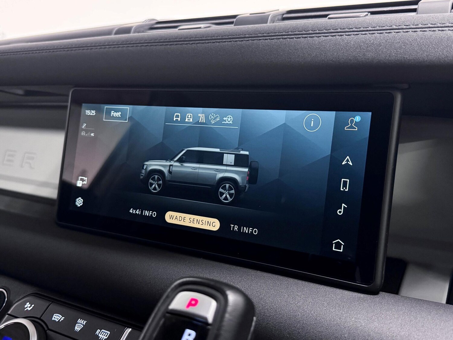 Used Land Rover Defender 110 2023 for sale - 76175329: Photo 46