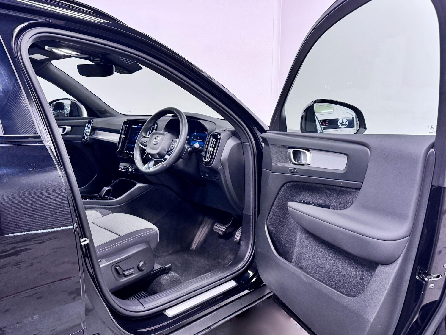 Used Volvo XC40 2022 for sale - 78007464: Photo 14