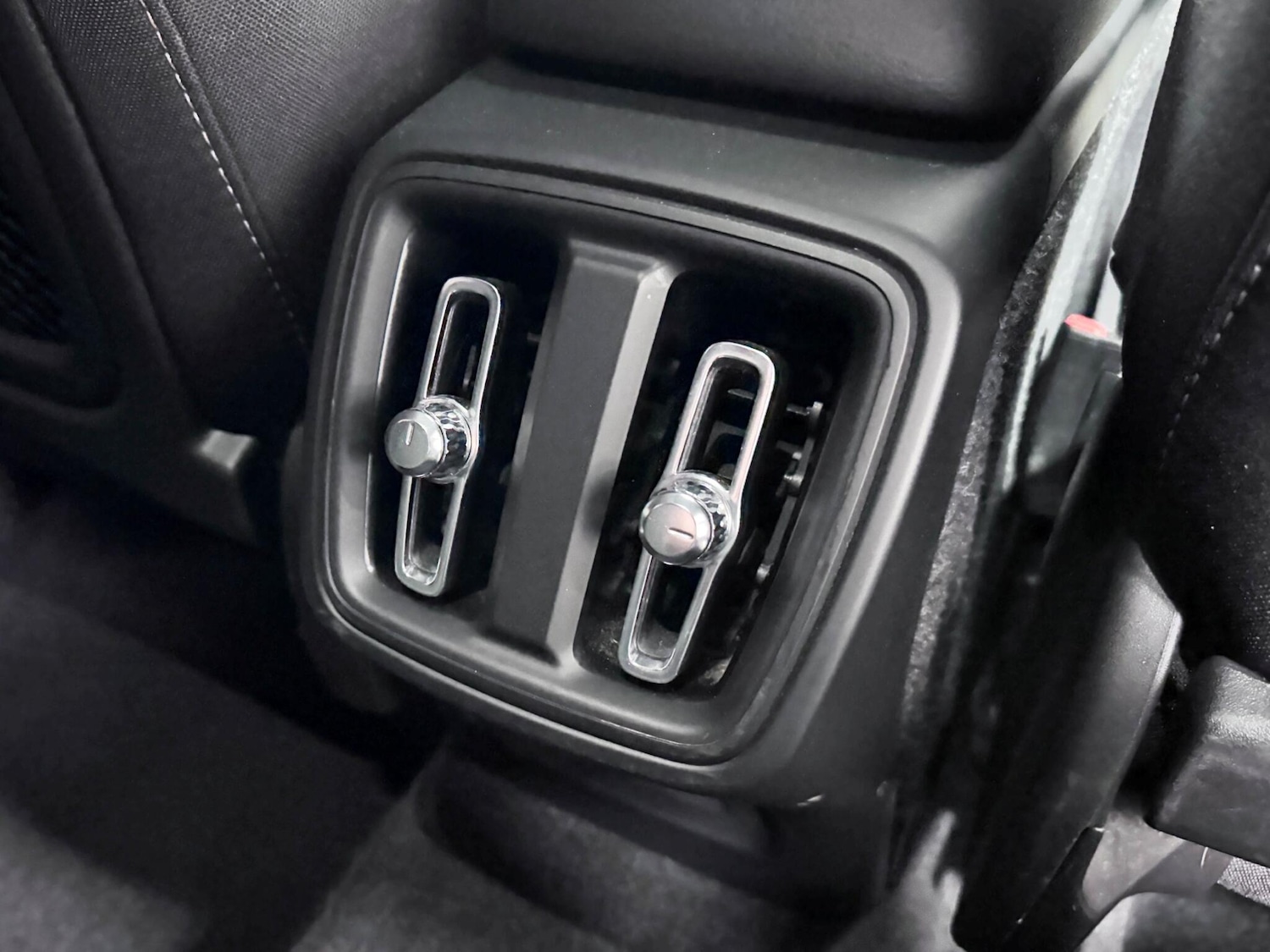 Used Volvo XC40 2022 for sale - 78007464: Photo 27