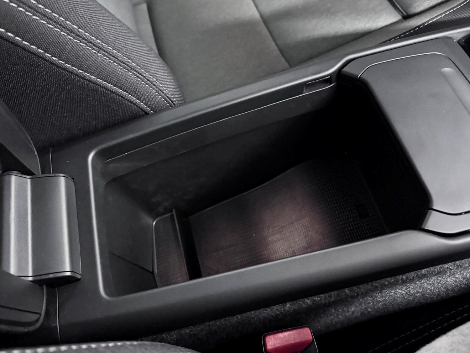 Used Volvo XC40 2022 for sale - 78007464: Photo 30