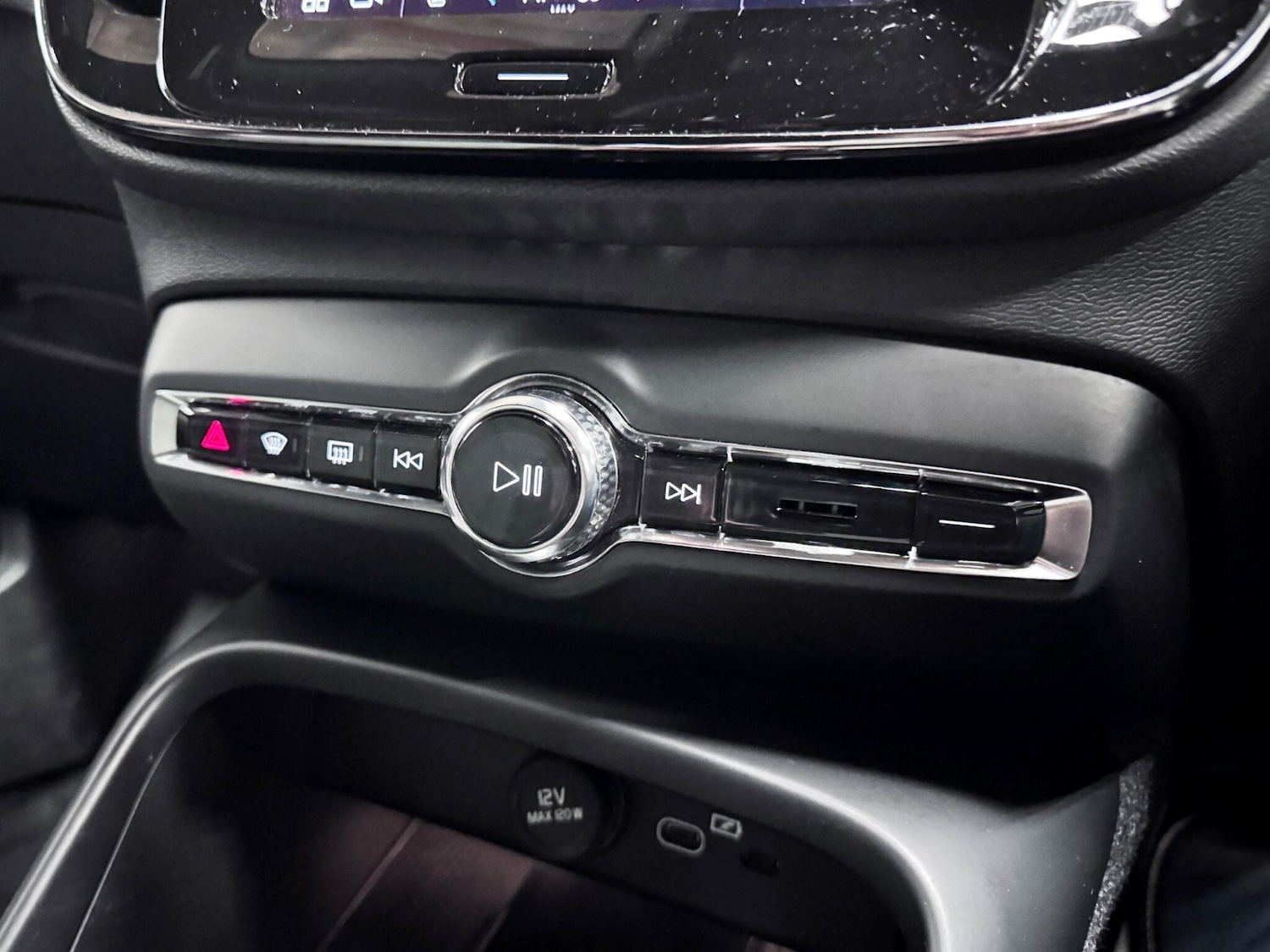 Used Volvo XC40 2022 for sale - 78007464: Photo 34