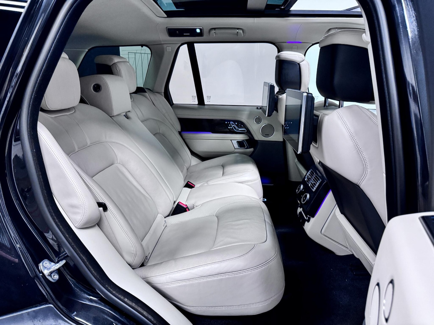 Used Land Rover Range Rover 2019 for sale - 77647174: Photo 31