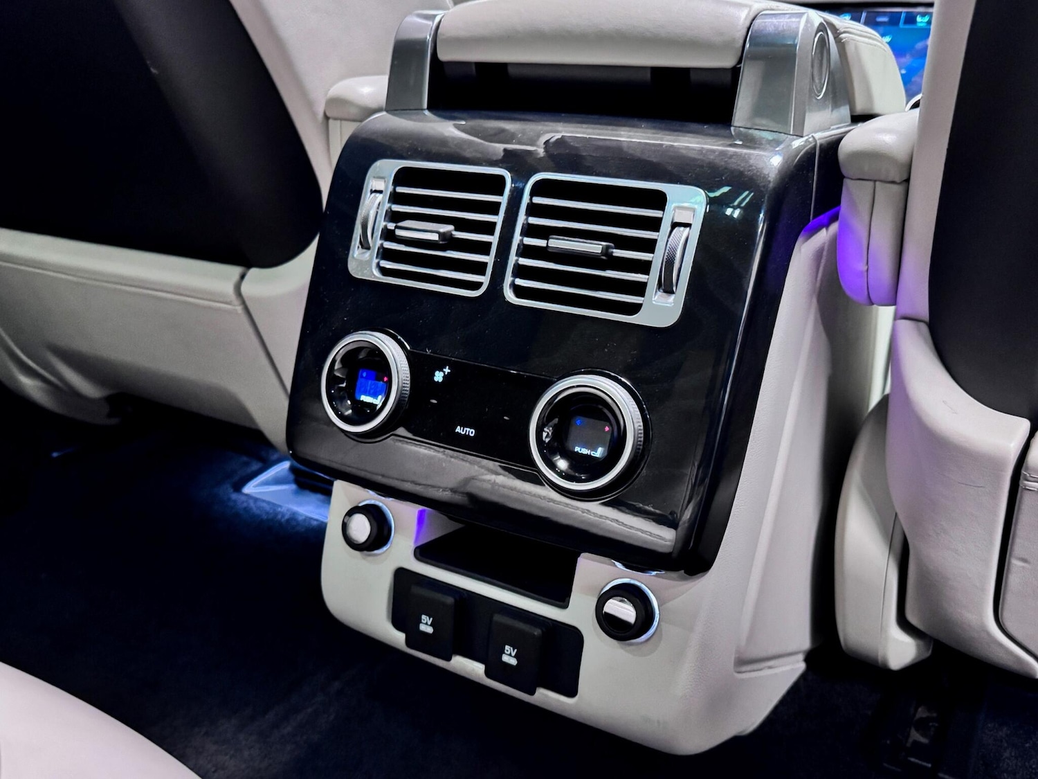 Used Land Rover Range Rover 2019 for sale - 77647174: Photo 35