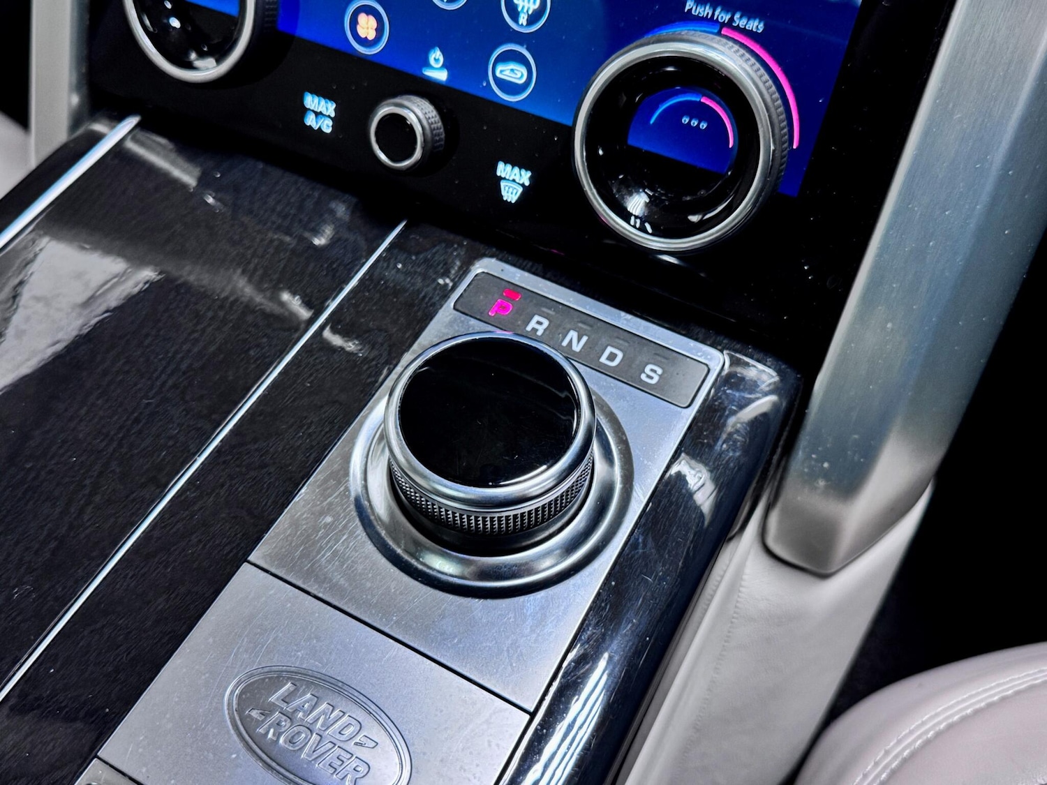 Used Land Rover Range Rover 2019 for sale - 77647174: Photo 40