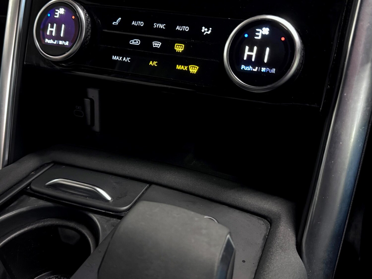 Used Land Rover Discovery 2022 for sale - 77049986: Photo 37