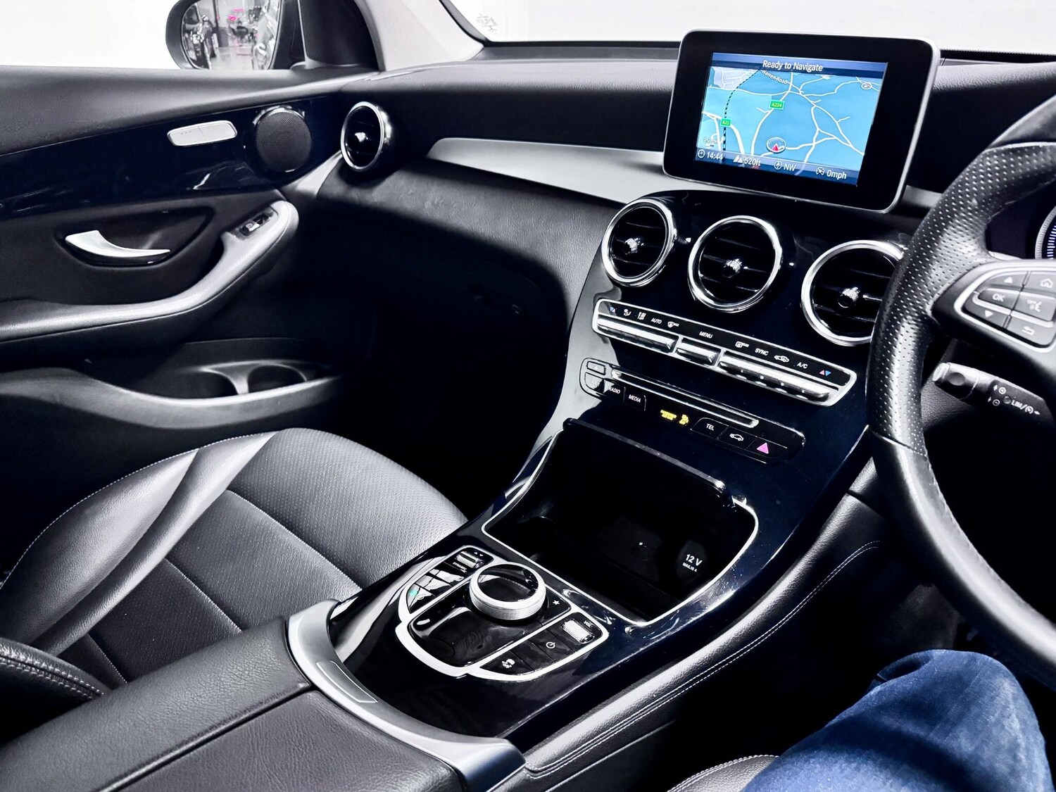 Used Mercedes-Benz GLC 2018 for sale - 77376820: Photo 24