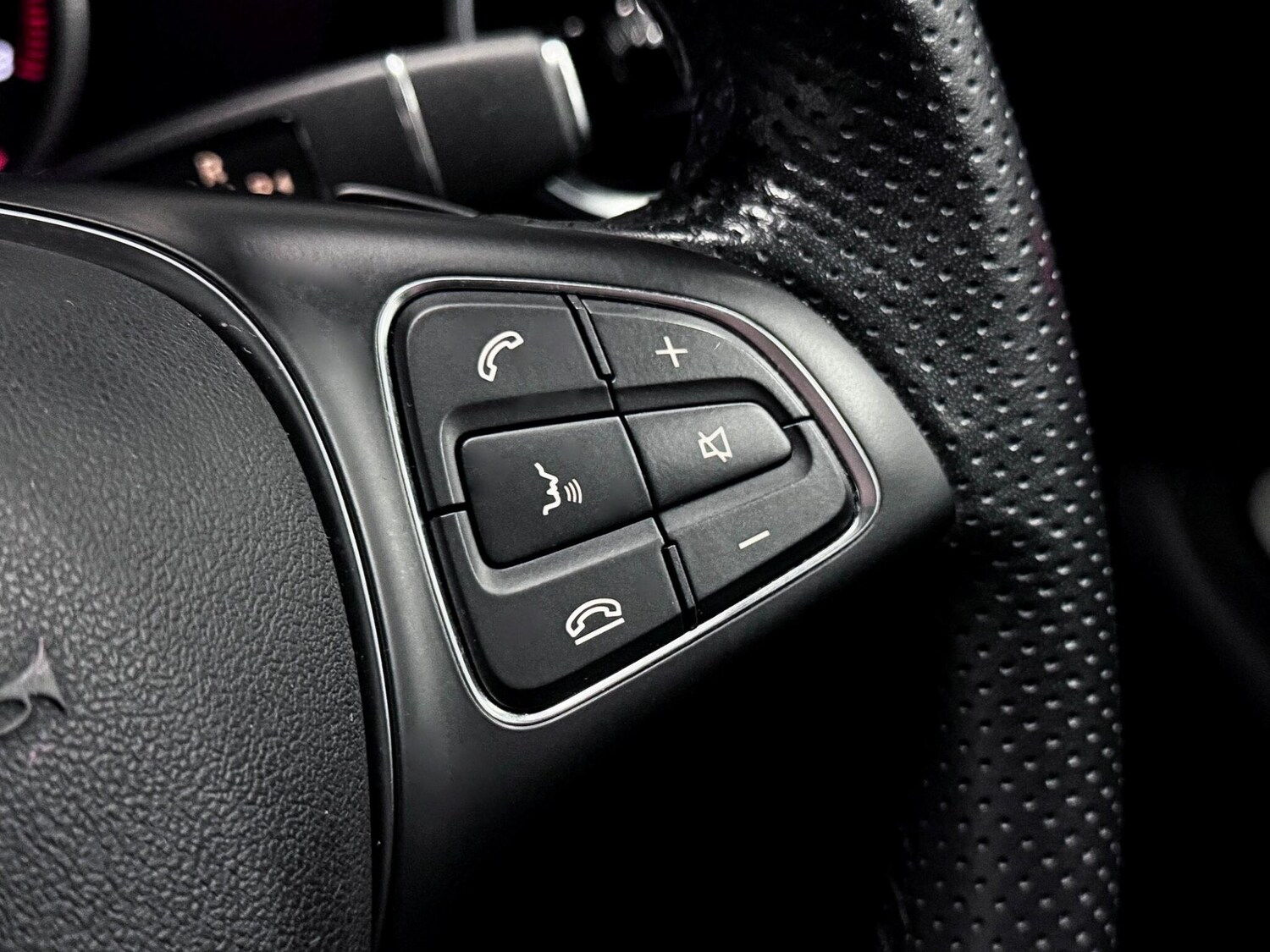 Used Mercedes-Benz GLC 2018 for sale - 77376820: Photo 34