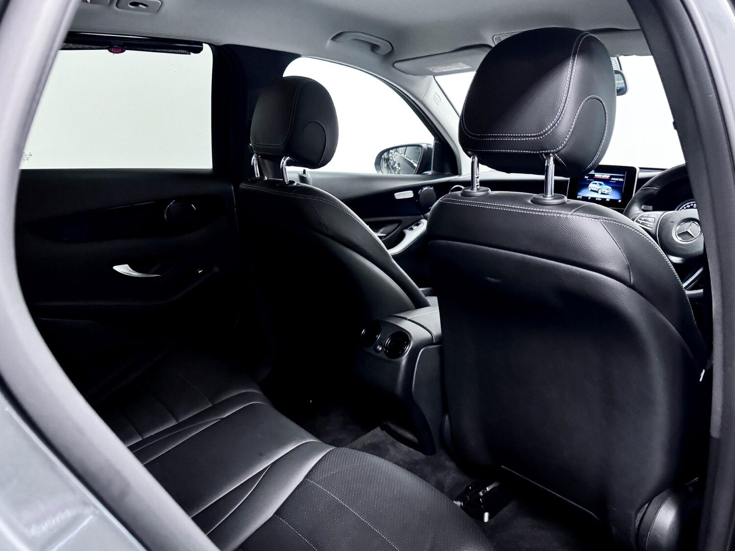 Used Mercedes-Benz GLC 2018 for sale - 77376820: Photo 35