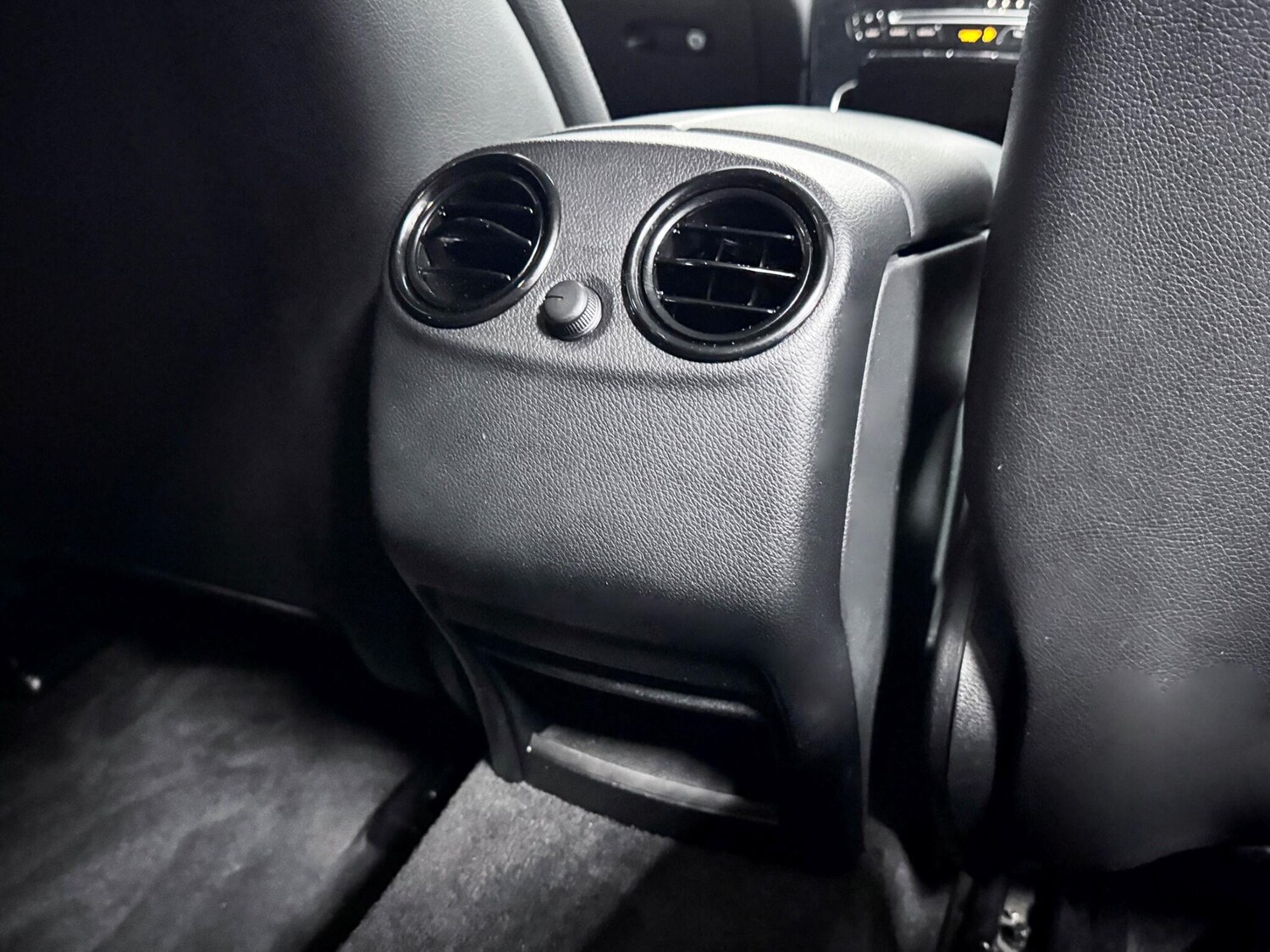 Used Mercedes-Benz GLC 2018 for sale - 77376820: Photo 37